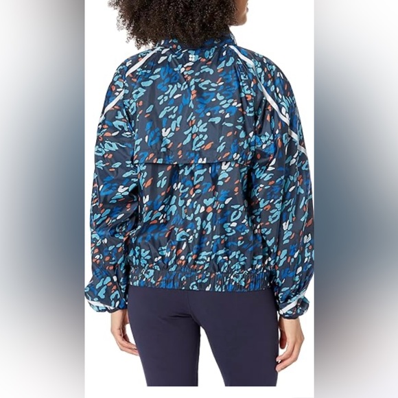 NWT Sweaty Betty Pack Away Jacket size large - Picture 3 of 16